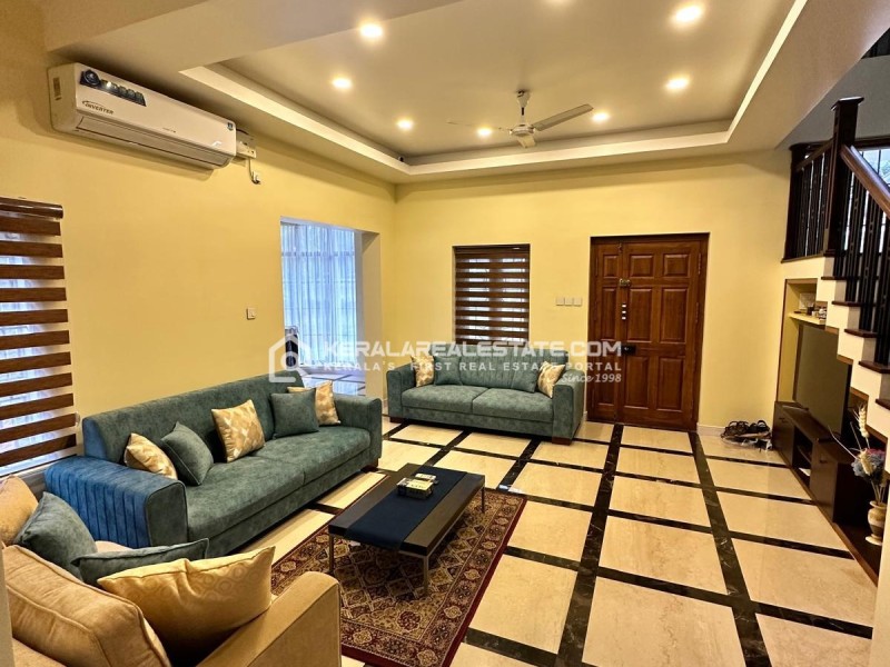 Agricultural Land with 4 BHK Luxury House for Sale Near Palakkad- Kozhikode Highway, Palakkad