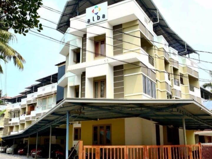 2 BHK Well Maintained Flat for Sale at Thammanam, Ernakulam