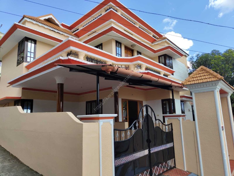 8.5 Cents of land with 1200 Sqft 3 BHK House for sale at Kanthalloor,Marayoor,Idukki. Kerala