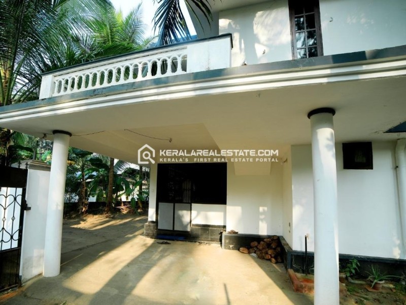 House for Sale at Pavaratty, Thrissur