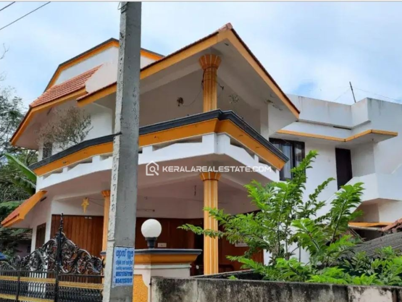 House for Sale in Shangumugham, Trivandrum 