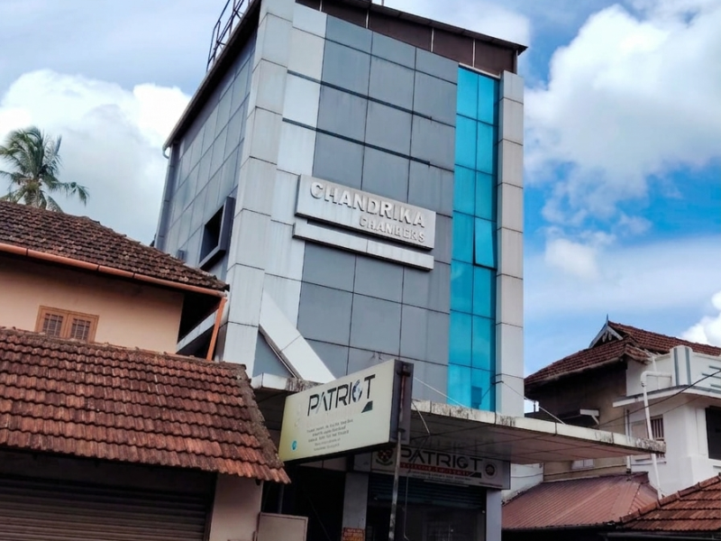 Commercial Building for Rent in Veliyannur, Thrissur