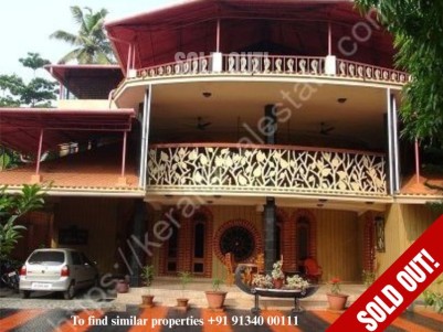 7BHK,5000 SqFt Beautiful House in 20 Cents For Sale at Thankey,Cherthala,Alappuzha