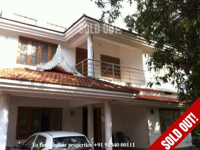 Double storied house for sale at Kuttur, Thrissur
