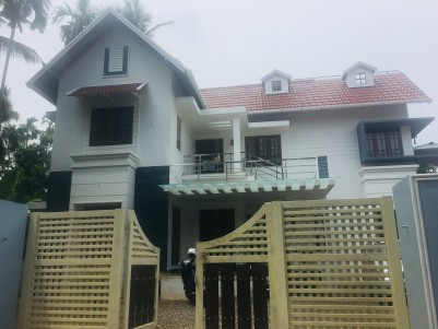 Modern villa for sale at Pullazhi, Thrissur