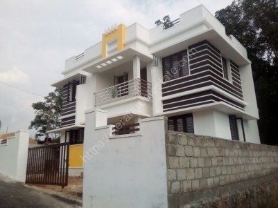New house for sale at Mulanthuruthy, Ernakulam