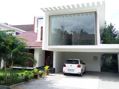  3800 Sq Ft 4 BHK Villa for sale at Kakkanad, Ernakulam