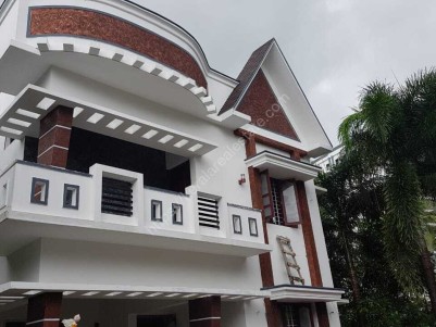 2000 Sq Ft 4 BHK Double Storied House for sale at Palarivattom, Ernakulam