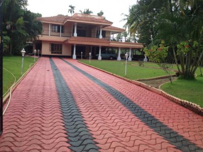 6 BHK Independent House for Sale at Near Nedumbassery, Ernakulam.
