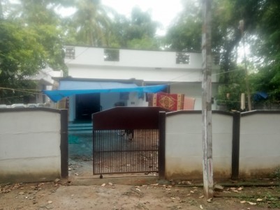7 Cents of Land with 1000 Sq.Ft 2 BHK House for Sale at Adat, Thrissur. 