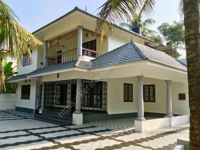 4BHK Beautiful House for Sale at Paipad, Kottayam.