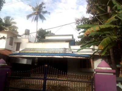 14.5 Cent, 1400 SqFt, 3 BHK House for Sale at  Thiruvamkulam, Ernakulam