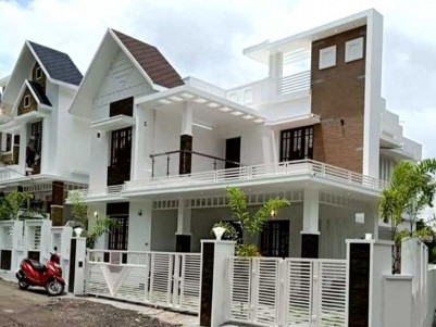 2200 SqFt, 4 BHK House on 5 Cents for Sale at Kalamassery, Near seaport, Airport road