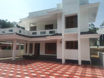 2200 SqFt, 4 BHK House  in 14 Cents for sale at Near Athirampuzha, Kottayam