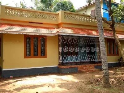3BHK House with 14 Cents of Land for Sale at Karavalur, Punalur.