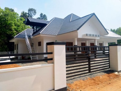 4 BHK, 2000 SqFt Beautiful House in 14 Cents for sale at Kollapally, Kottayam