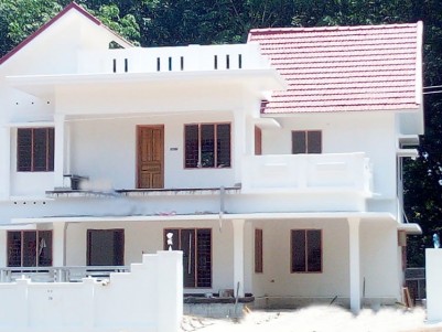 4 BHK, 2400 SqFt New House in 7 Cents for sale near Ammancherry, Kottayam