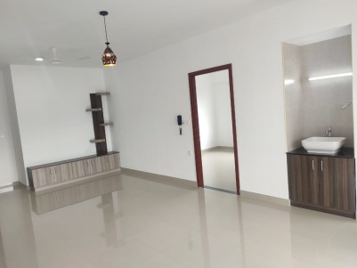 3 bhk new and furnished flat near Kowdiar