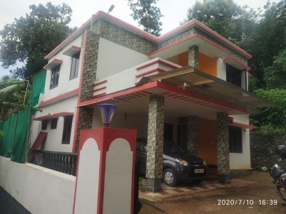  4BHK,2400SqFt House in 7Cents for Sale in Pampady,Kottayam