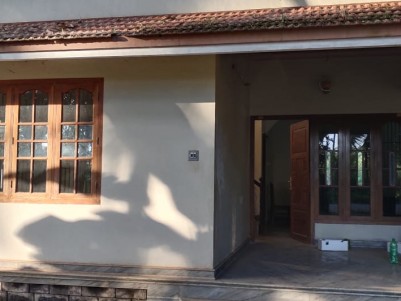 2 BHK House for Rent at  Naduvannur, Calicut