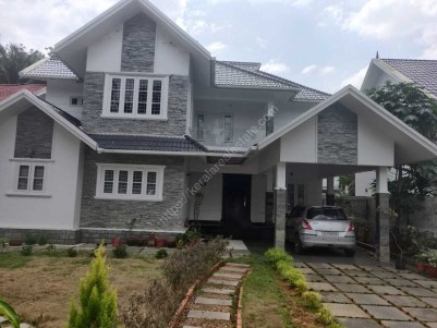 4BHK,3000Sq Ft House in 11 cent for sale, Eattumanoor,Kottayam