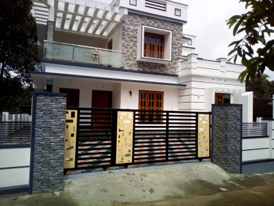 4 BHK 2300 SqFt House in 6.25 Cents for sale near Kavumpadi Junction,Kottayam