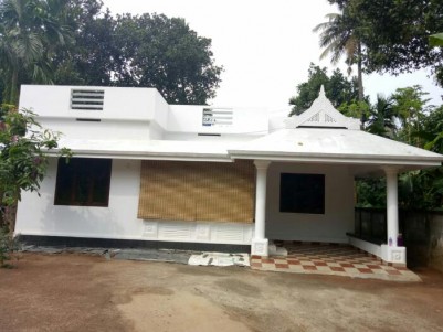 17 cent land with 1200 sqft house for sale at perambra, chalakudy 