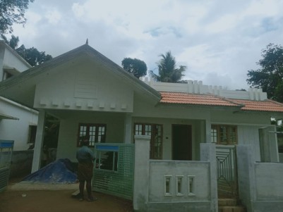 3 BHK 1400 SqFt House in 5.5Cent for sale nr Thiruvanchoor Kottayam
