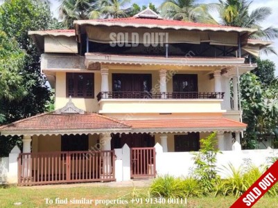 10 Cents land with 2500 SqFt House for sale at Chettupuzha, Thrissur