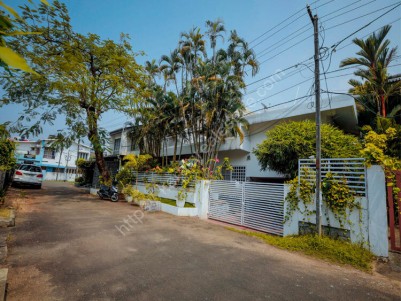 FULLY FURNISHED LUXURY HOUSE IN PANAMPILLY NAGAR, ERNAKULAM