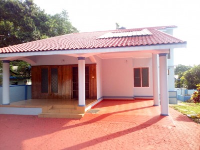 10 Cent with 2400 SqFt 4 BHK House for sale Kanjikuzhy, Kottayam