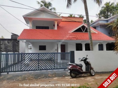 4 BHK 2000 sqft Independent House in 6 Cents for sale at Anikkadu town Near Muvattupuzha, Ernakulam