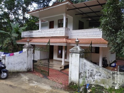 42 Cent land with 2400 Square feet House in Koothatukulam, Ernakulam