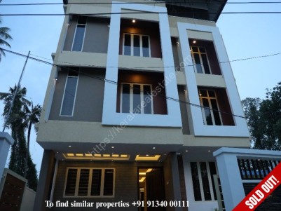 FULLY FURNISHED LUXURY HOME STAY FOR SALE AT ERNAKULAM