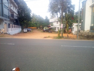23 Cent Commercial land for sale at Manarkadu junction, Kottayam