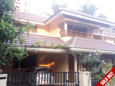 Semi Furnished Gated Villa - 4 BHK 2600 sqft for sale at Palachuvadu, Kakkanad, Ernakulam