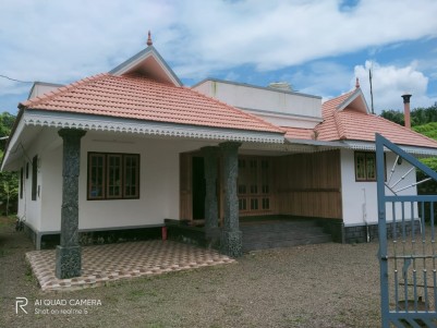 Beautifully Constructed house at Changanacherry for sale(2 yr old only)