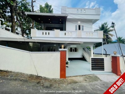 4 BHK 2500 sqft House for sale at Kakkanad, Kochi