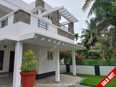 2200 Sq Ft 4 BHK in 5 Cents of Lands for Sale at Kakkanad, Ernakulam