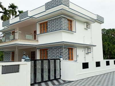 2555 sqft New Independent House for Sale at Near M C Road, Kottayam