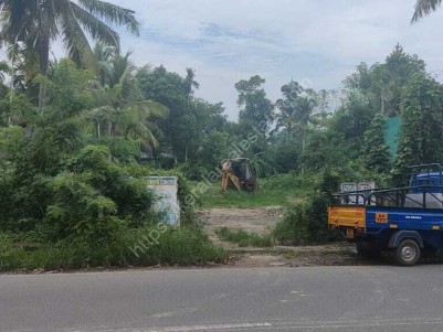 Land for Sale on State Highway, Aluva, Ernakulam