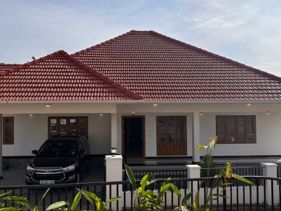 2000 Sq.ft Traditional Styled House for Sale at Pala, Kottayam