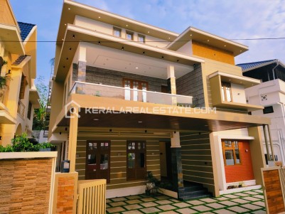 Villa for Sale at Kakkanad, Ernakulam