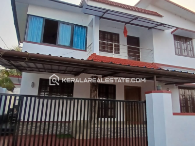 House for Sale at Kanjikuzhy, Kottayam
