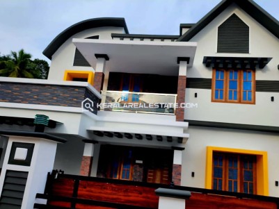 House for Sale in Kumbanad, Pathanamthitta