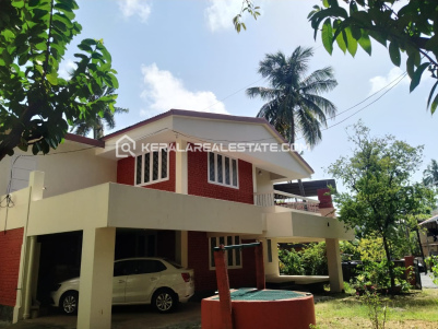 Plot with House for Sale Near Trivandrum Government Medical College