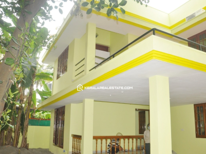 Villa for Sale in Vennala, Ernakulam