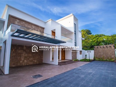4 BHK Premium House for Sale in Edappally, Ernakulam 