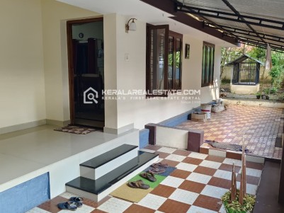 12 Cents Land With 3 BHK House for Sale in Petta, Thripunithura, Ernakulam 