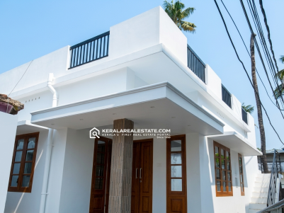 NEWLY CONSTRUCTED 2 BHK SINGLE-STORIED HOUSE FOR SALE IN MATTANCHERRY, ERNAKULAM